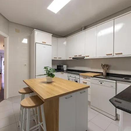 Unamuno, En El Casco Viejo * بلباو